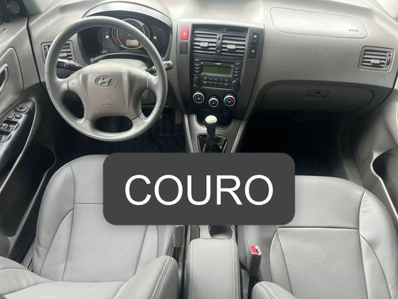 HYUNDAI TUCSON 2.0 MPFI GL 16V 142CV 2WD GASOLINA 4P MANUAL HYUNDAI TUCSON 2.0 MPFI GL 16V 142CV 2WD GASOLINA 4P MANUAL